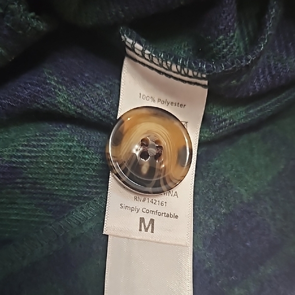 LuLaRoe MEDIUM Flannel Berlin Jacket Great Outdoors Collection Green Blue plaid - Picture 5 of 6